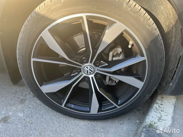Резина Pirelli Scorpion Verde 255/40 R20