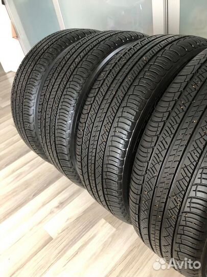 Michelin Latitude Tour HP 235/55 R17