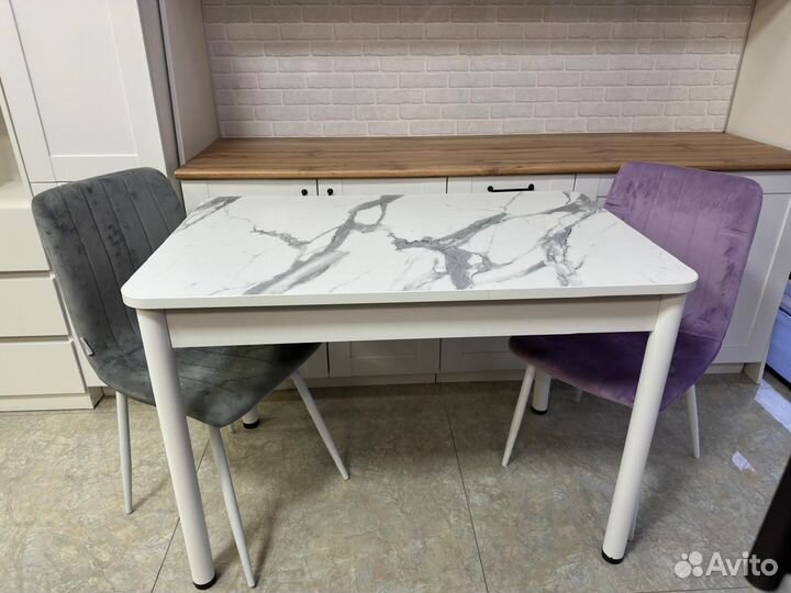 Кухонный стол