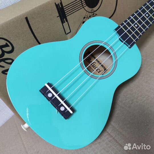 Укулеле сопрано новая
