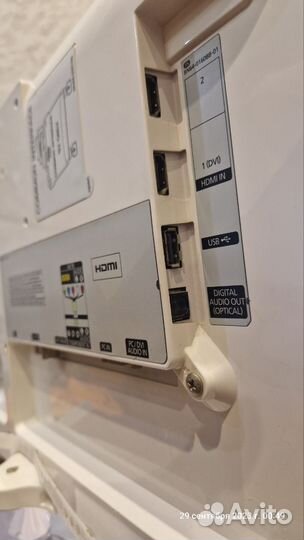 Телевизор Samsung led UE19D4010nw