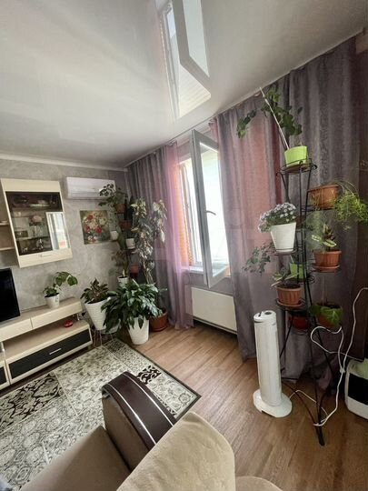 2-к. квартира, 50 м², 10/10 эт.