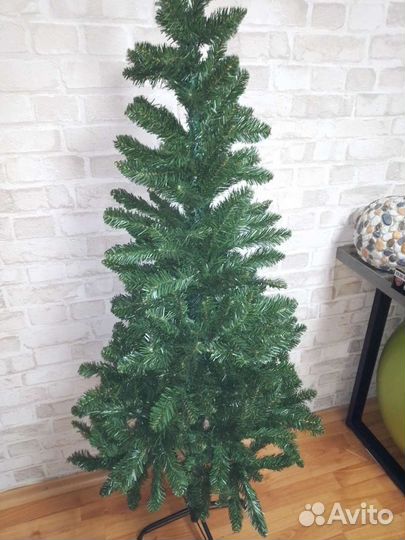 Елка искусственная