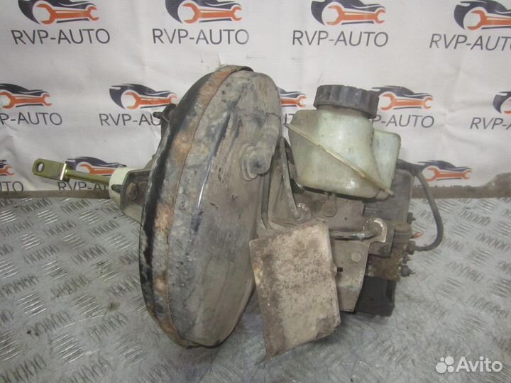 Усилитель тормозной Volkswagen Passat B4 2.0