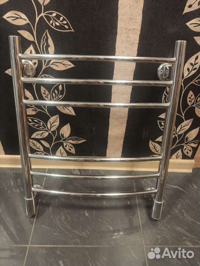 Электрополотенцесушитель