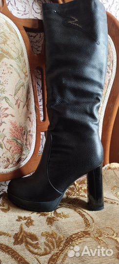 Сапоги женские зимние р.38 и р. 38,5