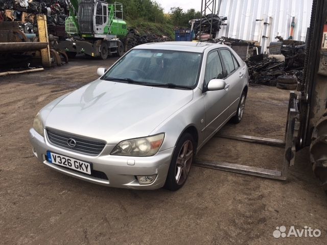 Разбор на запчасти Lexus IS