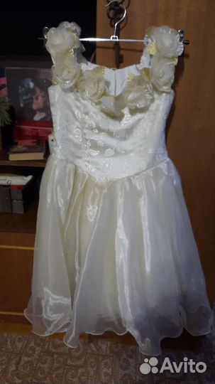 Платье для девочки новое