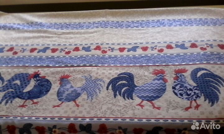 Набор: скатерть с полотенцами