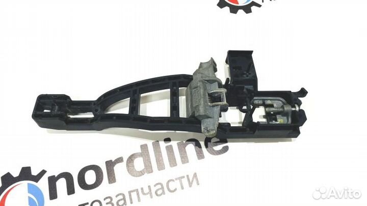 Кронштейн ручки двери задний правый Ford Focus 2