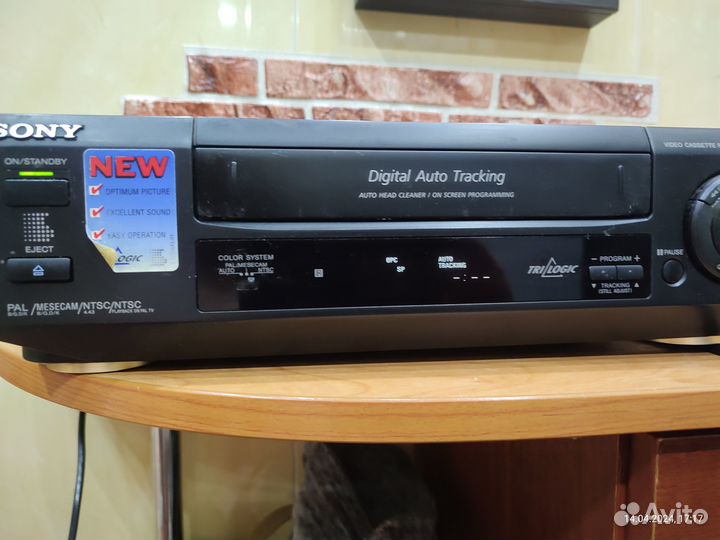 Видео магнитофон sony