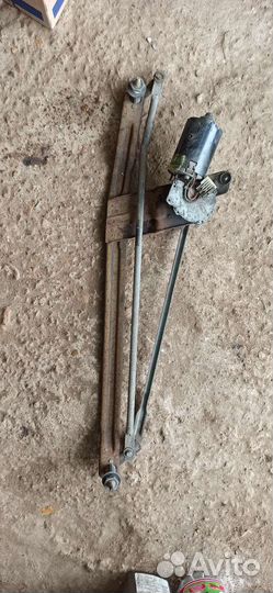 Мотор трапеция стеклоочистителя от passat b3