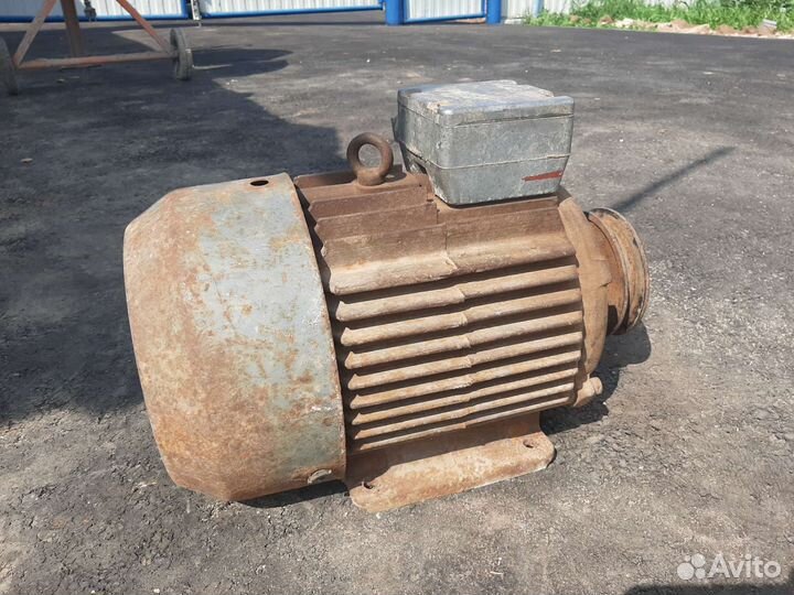 Электродвигатель асинхронный