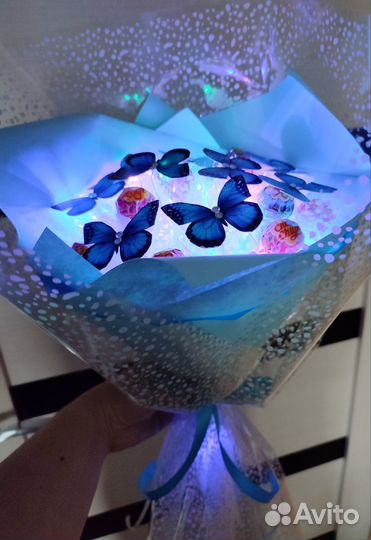 Сладкий Букет из Чупа-Чупсов и Бабочек светящийся