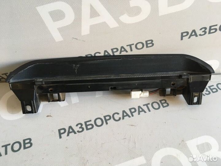 Фонарь задний (стоп сигнал) Nissan Almera N16