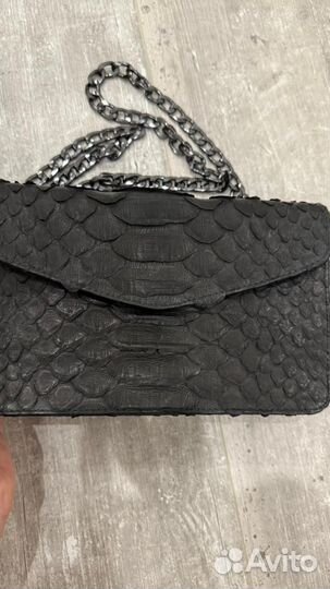 Клатч черный из кожи гигант питона