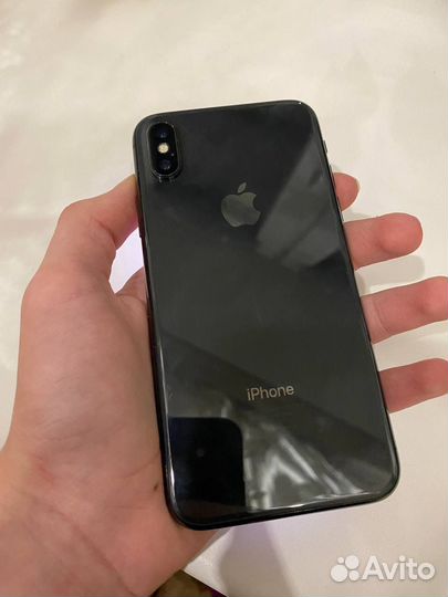 Телефон iPhone 10