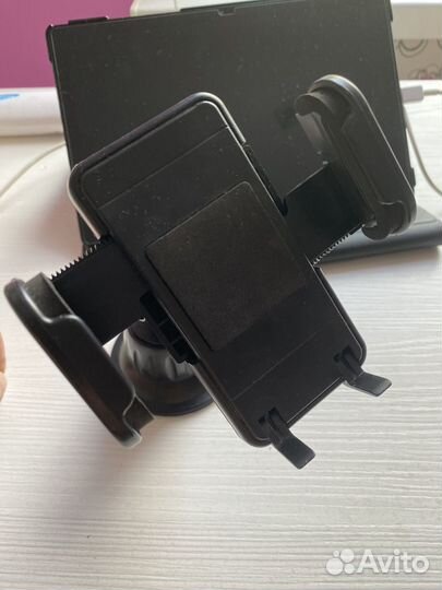 Крепление для телефона в машину