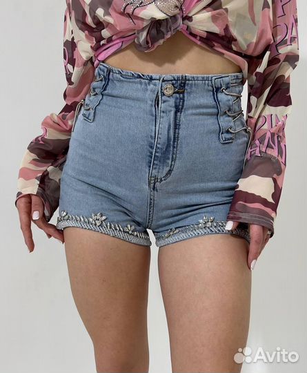Шорты в стразах