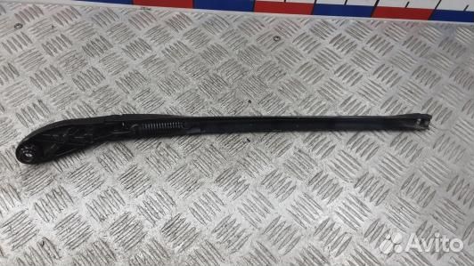 Щеткодержатель лобового стекла audi A8 D3 (4BL19O9