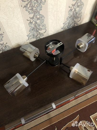 Люстры потолочные