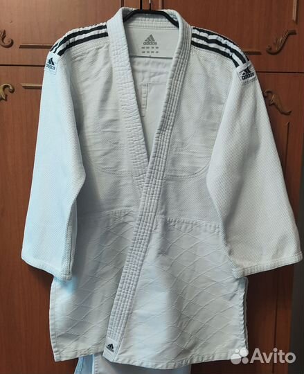 Кимоно для дзюдо adidas 180