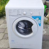 Стиральная машина indesit 5кг