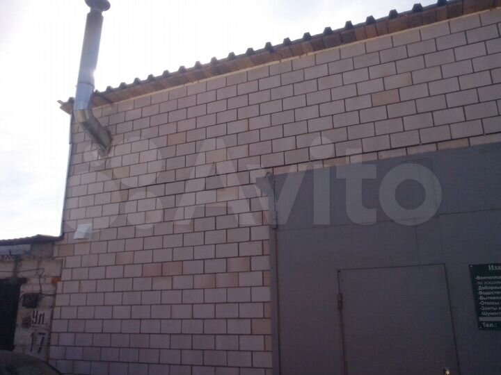 Гараж, > 30 м²