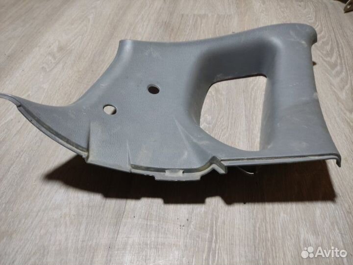 Обшивка стойки задняя левая Chevrolet Aveo T200