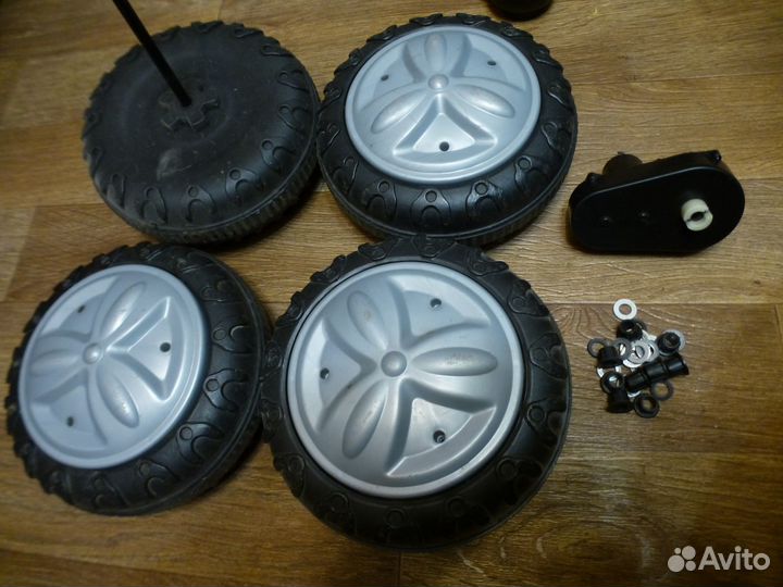 Колеса для детского электромобиля