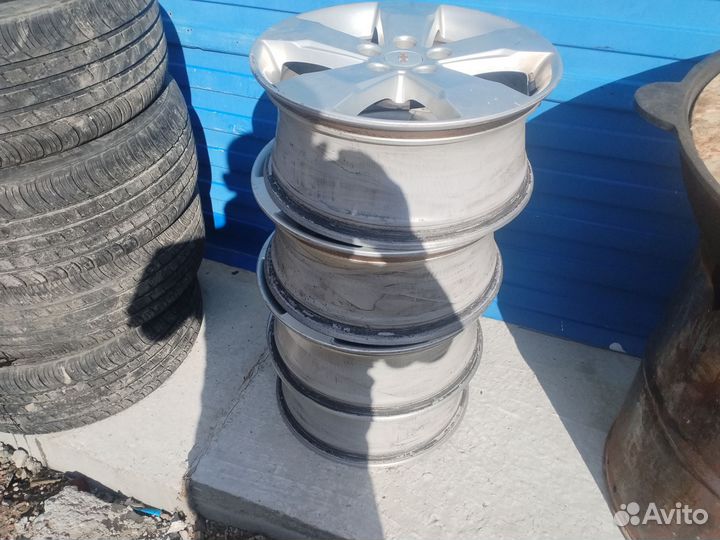 Продам резину с дисками на 17