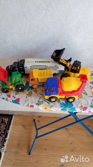 Машинки для мальчиков