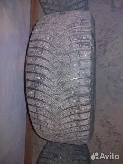 Michelin Latitude X-Ice North 265/45 R20 и 295/40 R20