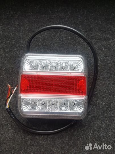 Фонарь задний для прицепа Dafa 004