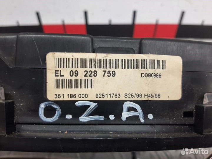 Панель для Opel Zafira A