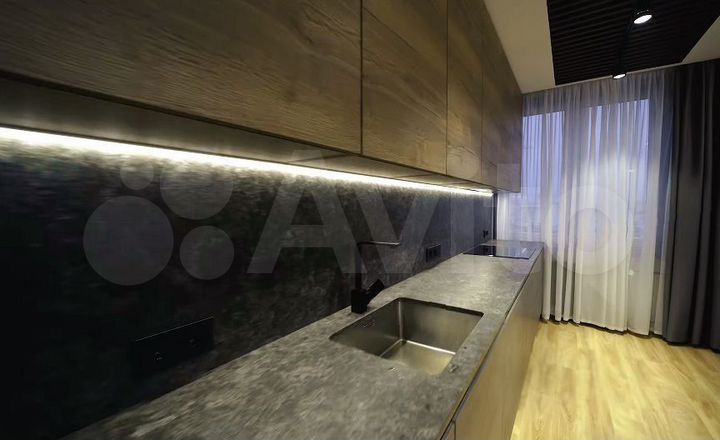 3-к. квартира, 95 м², 5/10 эт.