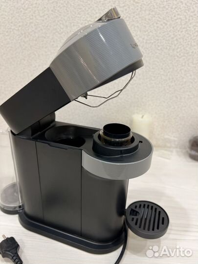 Кофемашина DeLonghi Nespresso ENV120GY