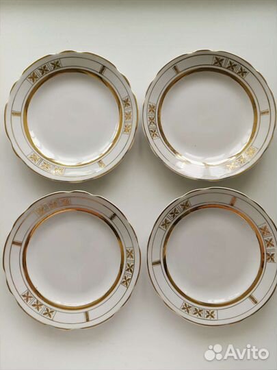 Комплект тарелок 4 шт. Коростень