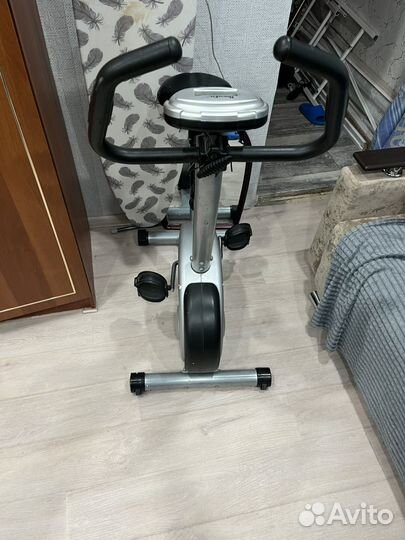 Велотренажер housefit