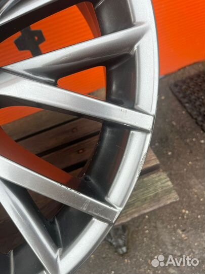 Оригинальный диск R20 от Lexus RX F-Sport