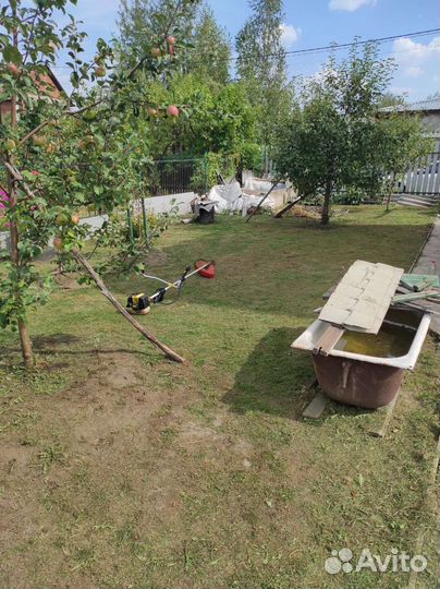 Покос травы триммером