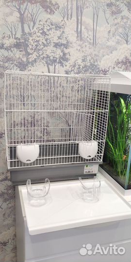 Клетка для попугая Voltrega