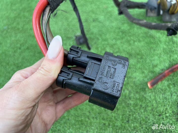 Проводка лонжерона правый BMW F01 F02