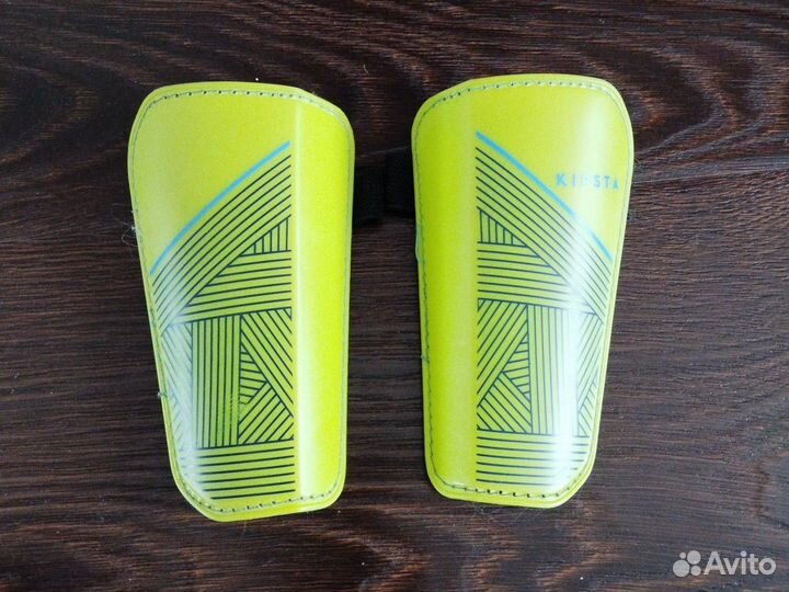 Щитки футбольные детские Kipsta