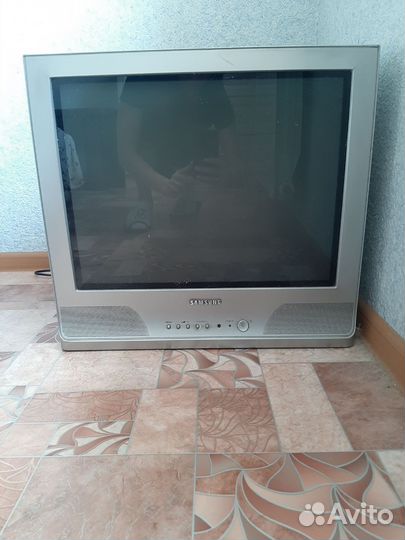 Телевизор samsung