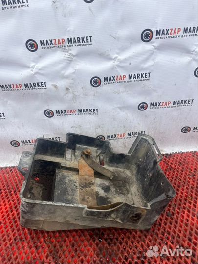 Крепление акб (корпус/подставка) Ford Focus 1