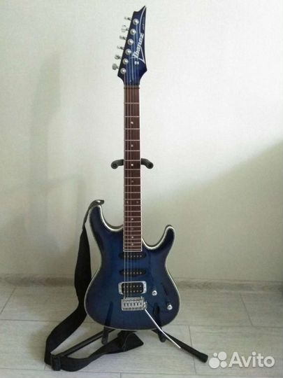 Электрогитара Ibanez + комбоусилитель Marshall