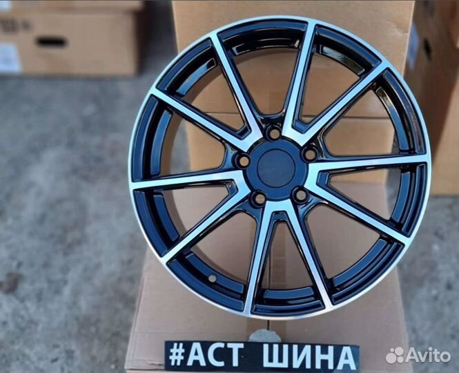 Литые диски R17 5x114.3 Venti-1704