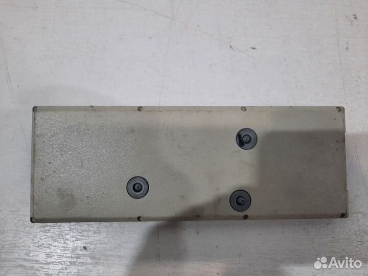 Усилитель антенны в Зд стекле Bmw 7Er E65