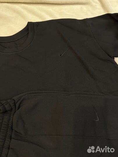 Женский спортивный костюм nike